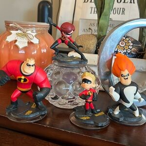 Disney Infinity The Incredibles 4 Figures X Box Playstation Video Game EUC